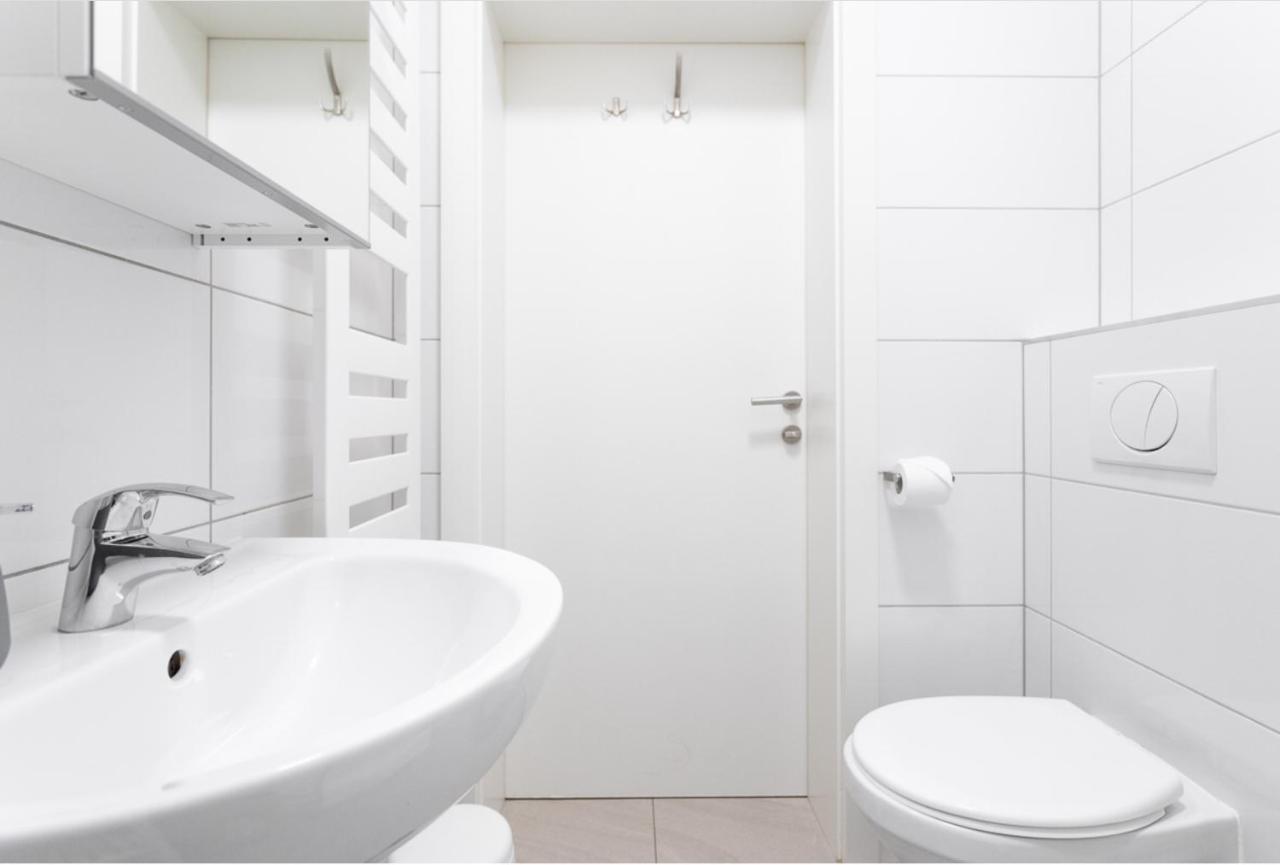 Charmante Wohnung L Bg8 Wien Exteriör bild