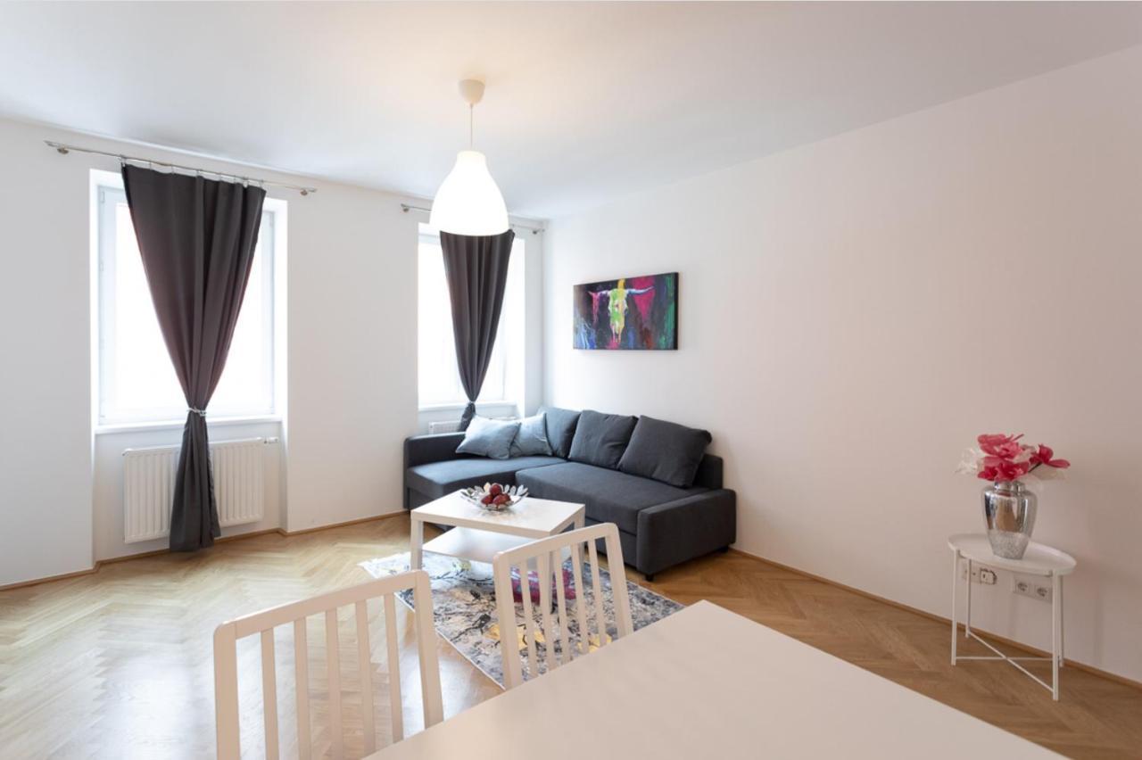Charmante Wohnung L Bg8 Wien Exteriör bild