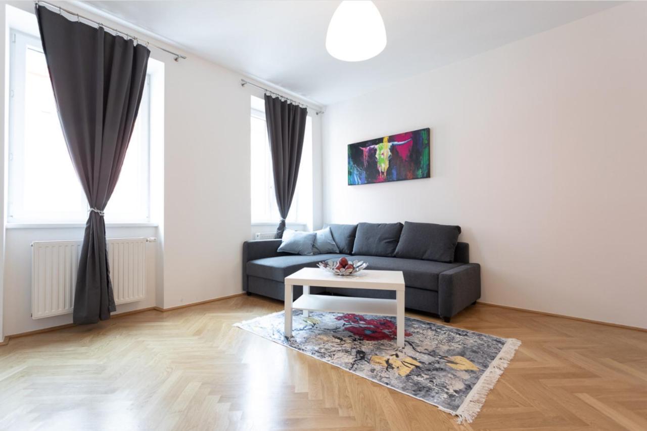 Charmante Wohnung L Bg8 Wien Exteriör bild