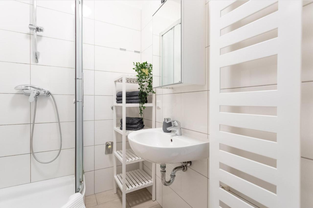 Charmante Wohnung L Bg8 Wien Exteriör bild